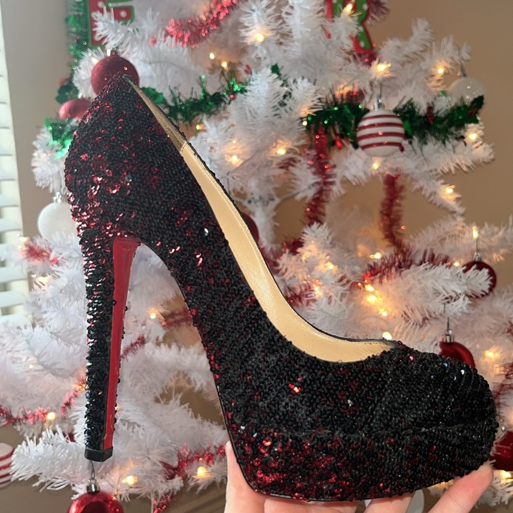 Elegant Black and Red Sequin Christian Louboutin High Heels - Picture 3 of 5